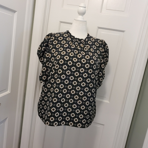 LOFT Geo Cinched Sleeve Ruffle Neckline Blouse Size XL, Business Casual - Picture 6 of 12